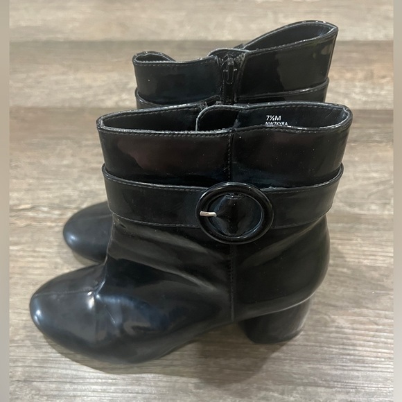 FINAL PRICE Nine West Kyra Black Patent Bootie - Picture 4 of 6